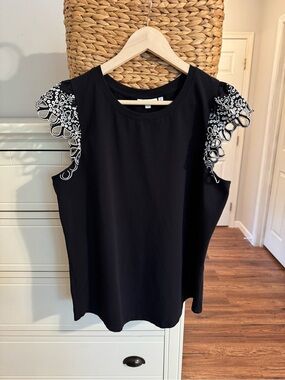 Chico’s Black Lace Shoulder Top XL Sleeveless Embroidered Dressy Casual Chic